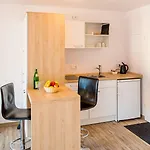 Aparthotel Akademie 4*