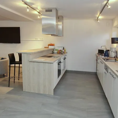 Akademie 4* Flensburg