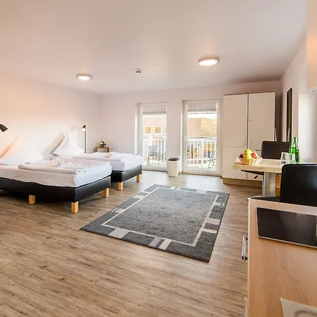 Akademie Apart-hotel 4*